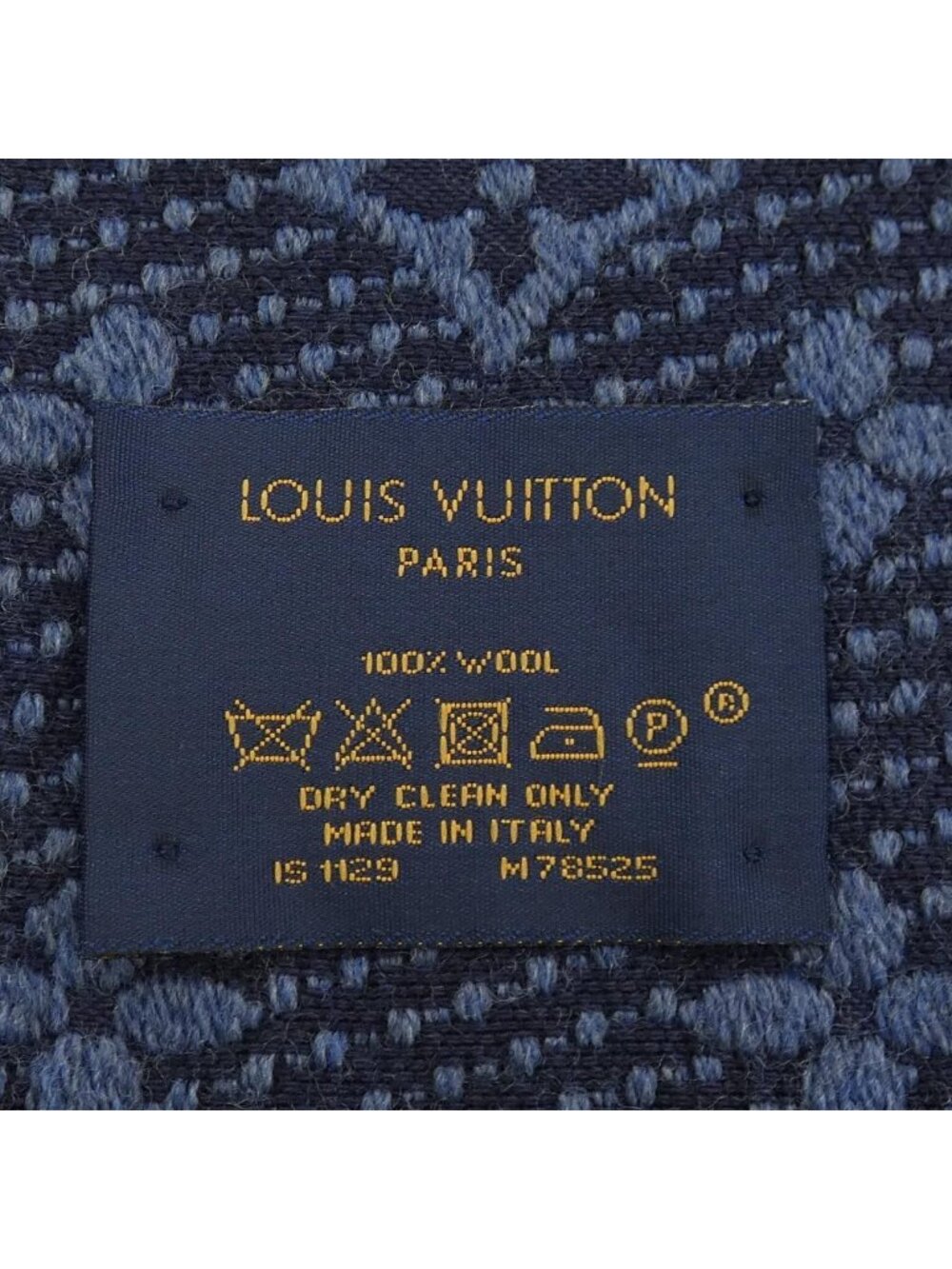Louis Vuitton Monogram Classic Scarf - Picture 3 of 4